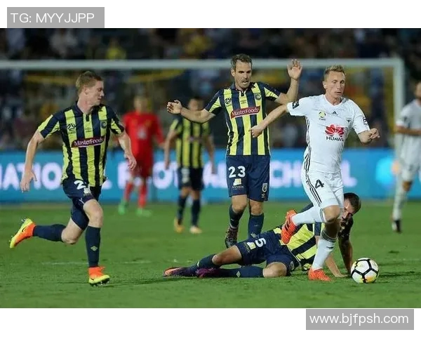 墨胜利与巴厘联的精彩对决揭示足球战术与团队协作的魅力与挑战